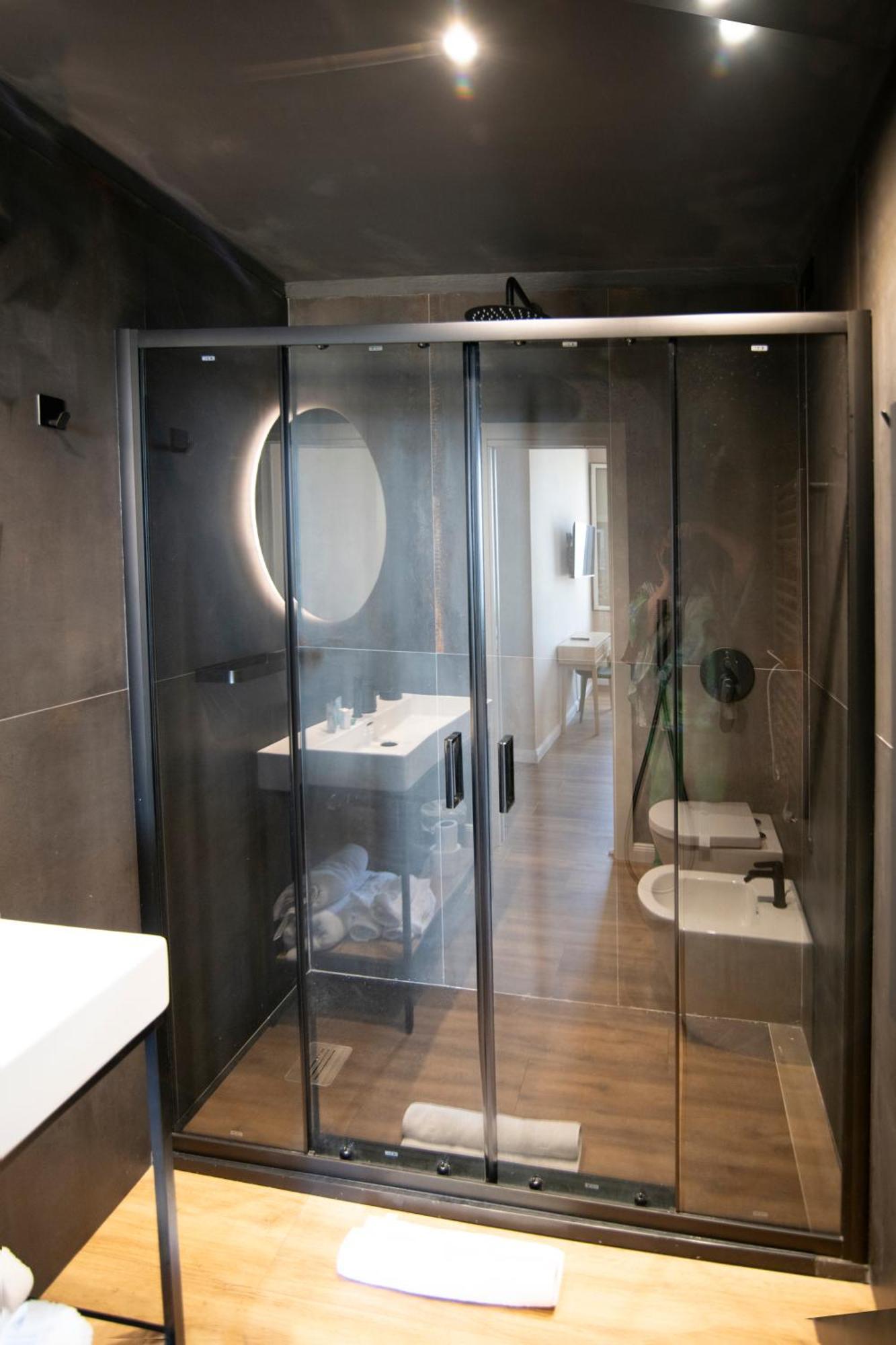 Albium Hotel Albenga Exterior photo